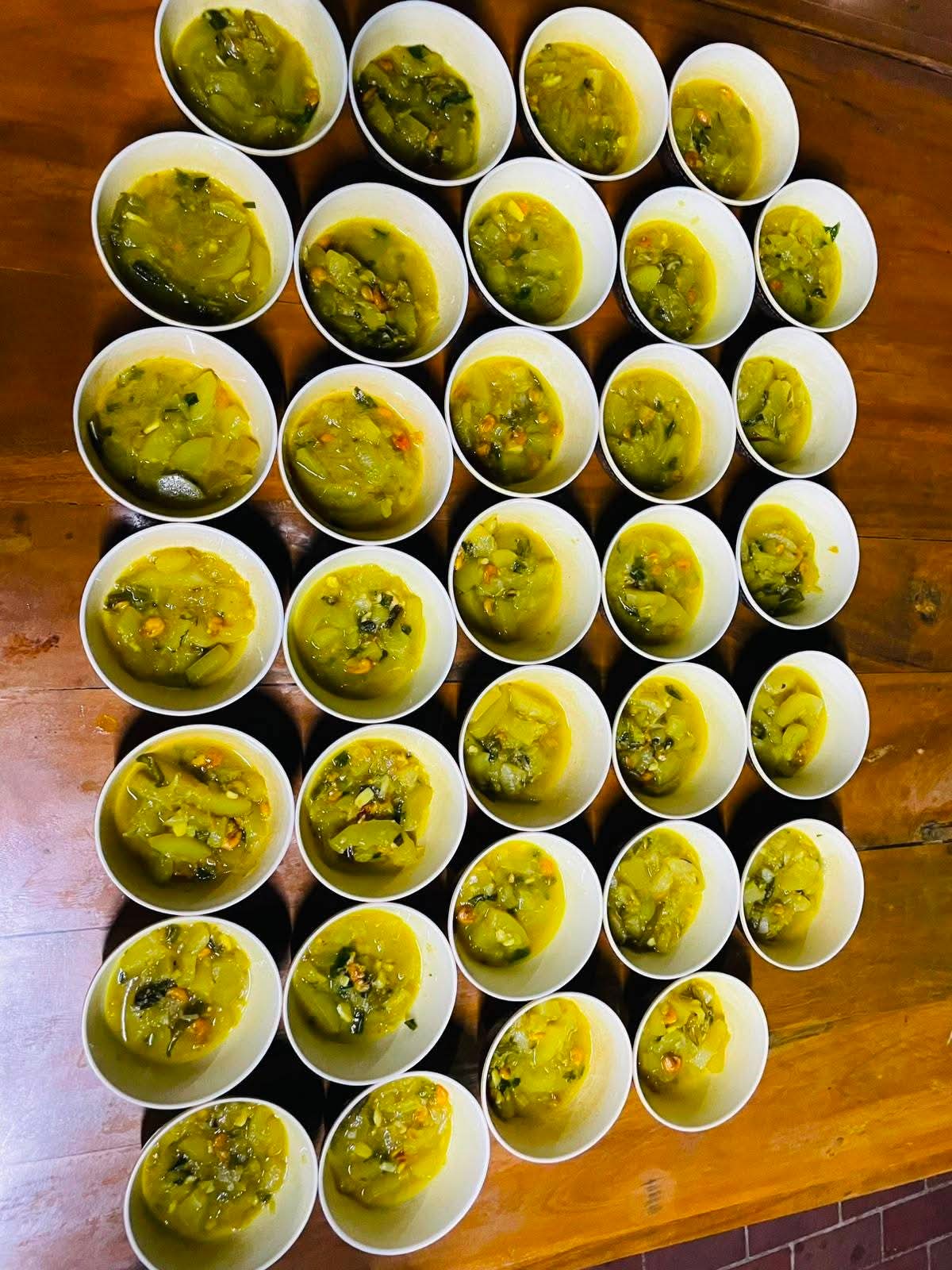 লাউ চিংড়ি, মিক্স সবজি ডাল